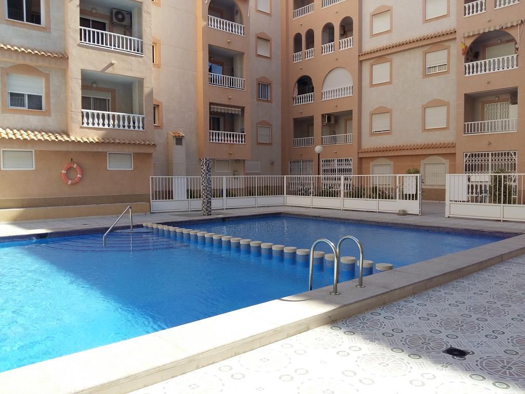 Apartamento- Félix de Fuente Torrevieja Extérieur photo